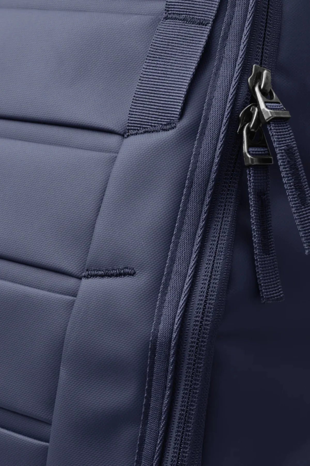 Hugger Backpack 30L